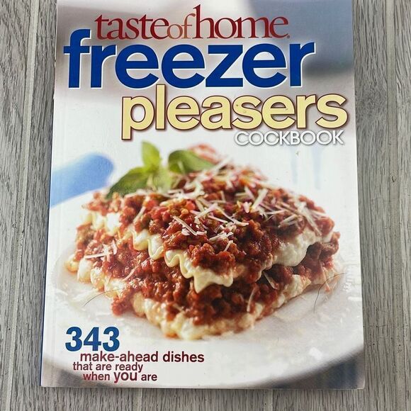 Reader's Digest Taste of Home: Freezer Pleasers Cookbook - Picture 1 of 8